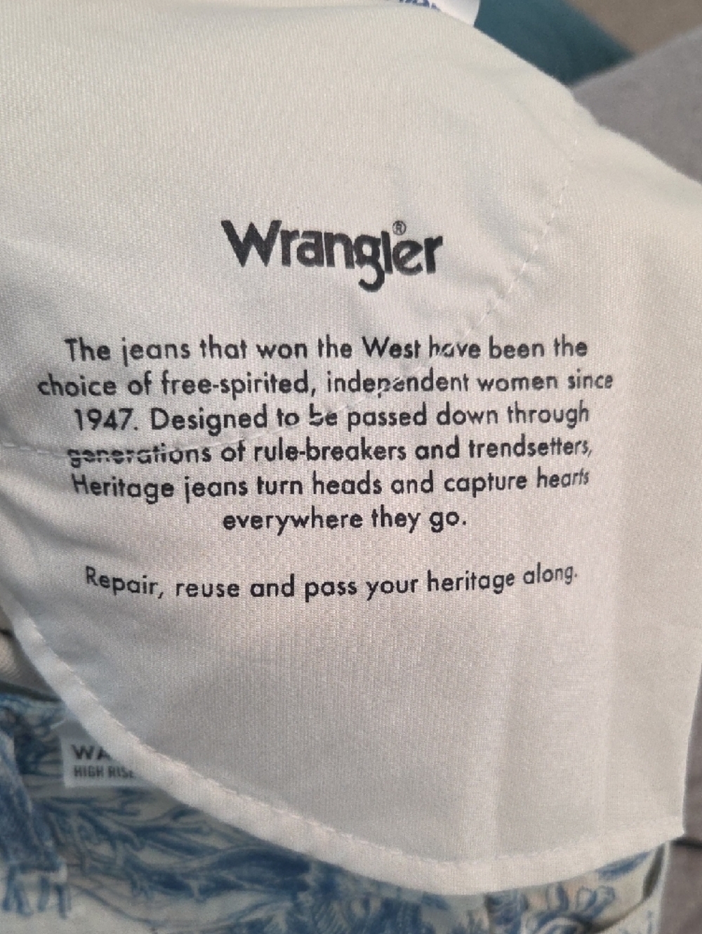 Wrangler Blue and White Nautical Print 622 Flared Pants - Picture 15 of 16